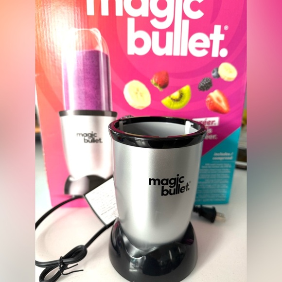 Magic Bullet Silver and Purple Kitchen Blender (rarely used) - Picture 5 of 6
